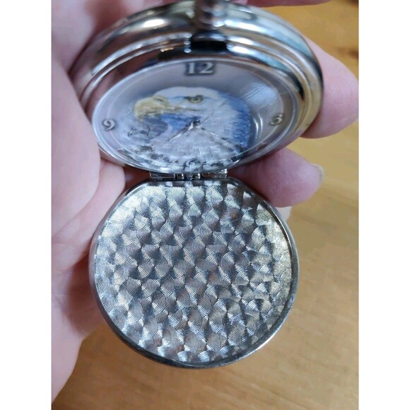 AL Agnew Bald Eagle American Pocket Watch Silver Tone Untested Not Working - Picture 6 of 7